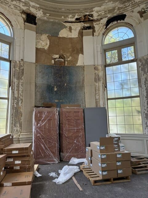 Photo of the sanctuary backdrop